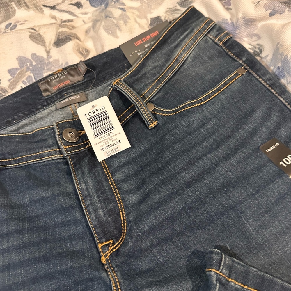 Torrid luxe slim bootcut. New with Tags!